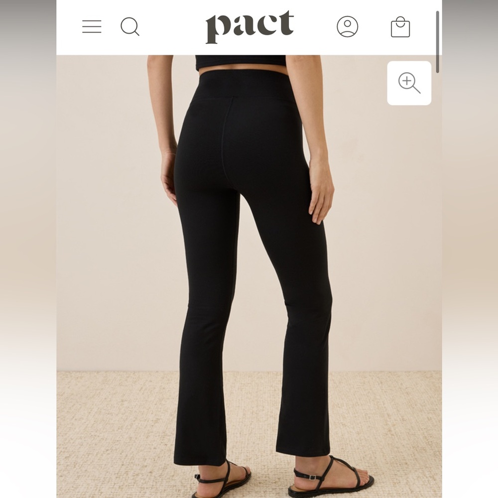 PACT On The Go-To Cropped Bootcut Leggings